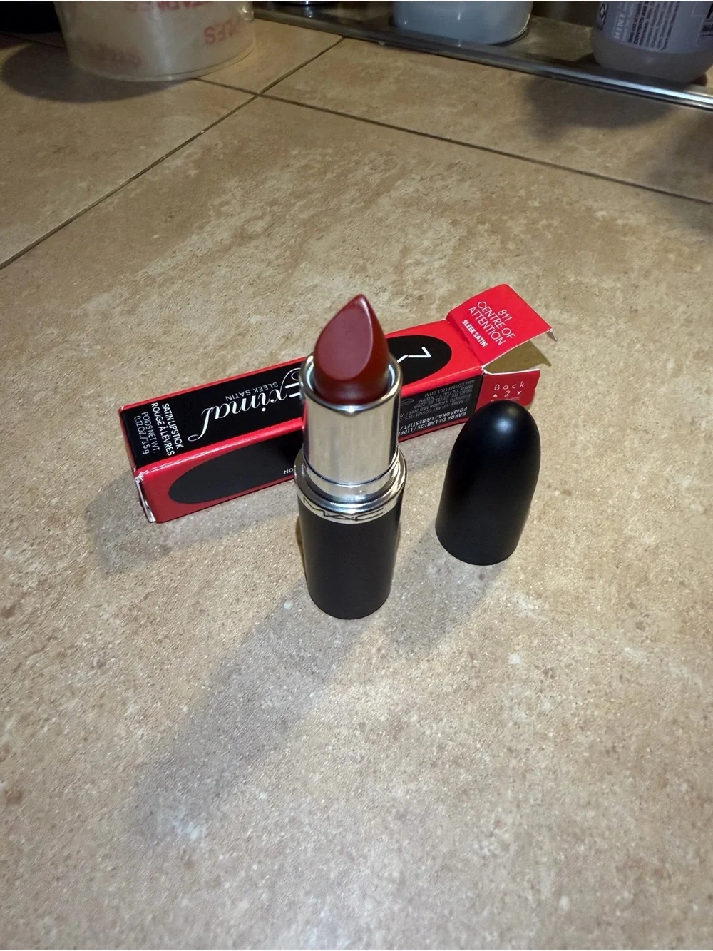 Mac Sleek Satin Lipstick - Centre of Attention